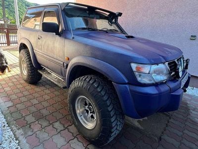 Blau Gebraucht 1999 Nissan Patrol S SUV | € 10.500