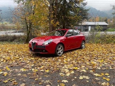 Rot Gebraucht 2016 Alfa Romeo Giulietta Kleinwagen | € 9.500 (Guter Preis)