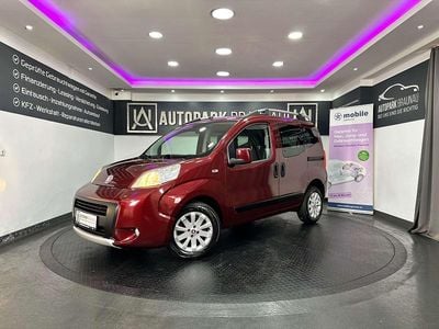 Gebraucht Fiat Fiorino Trekking 95 PS (69 kW) 2011 Rot Van / Kleinbus