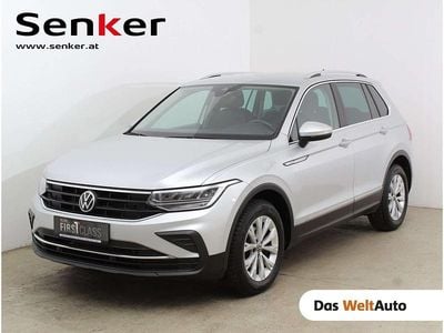 Gebraucht VW Tiguan Life 150 PS (110 kW) 2021 Silber  metallic SUV