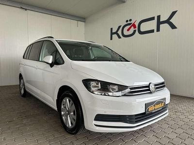 Weiß Gebraucht 2022 VW Touran Comfortline Van / Kleinbus | € 24.990 (Fairer Preis)