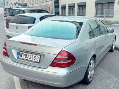 Mercedes E220