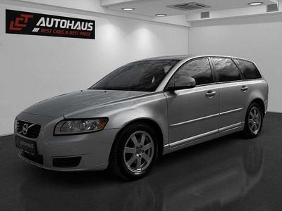 Grau Gebraucht 2011 Volvo V50 Drive Kinetic Kombi | € 5.440