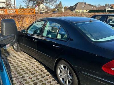 gebraucht Mercedes E270 Avantgarde CDI Aut.