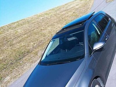 Grau Gebraucht 2014 VW Golf Highline Limousine | € 9.800 (Guter Preis)