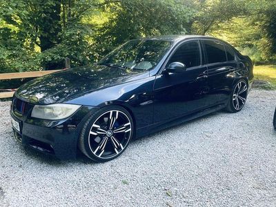 Gebraucht 2006 BMW 320 Sport Line Limousine | € 6.990 (Teuer)