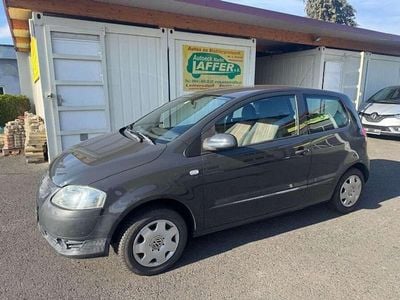 Grau Gebraucht 2011 VW Fox Kleinwagen | € 3.499