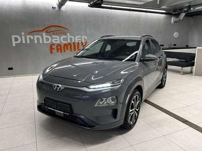 Grau Gebraucht 2020 Hyundai Kona Style SUV | € 17.490 (Fairer Preis)