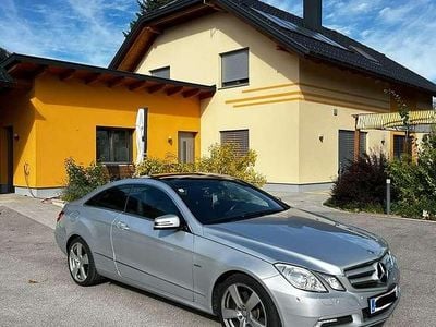 Grau Gebraucht 2010 Mercedes E350 Coupé | € 18.000 (Teuer)