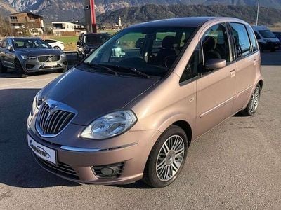 Gebraucht Lancia Musa 90 PS (66 kW) 2008 Rot Van / Kleinbus