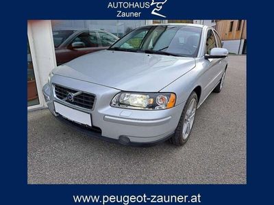 gebraucht Volvo S60 2,4 Momentum Aut.