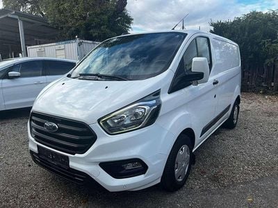 Weiß Gebraucht 2021 Ford Transit Custom Trend Van / Kleinbus | € 12.900