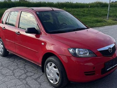 Gebraucht Mazda 2 75 PS (55 kW) 2003 Rot Kleinwagen