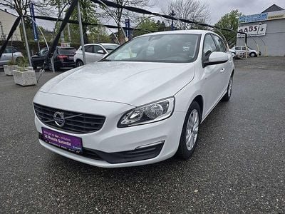 Gebraucht Volvo V60 Kinetic 150 PS (110 kW) 2018 Weiß Kombi