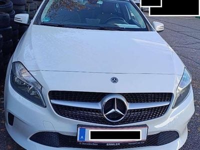 Gebraucht Mercedes A160 Edition 102 PS (75 kW) 2017 Weiß Limousine