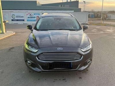 Grau Gebraucht 2015 Ford Mondeo Titanium Kombi | € 13.200 (Fairer Preis)