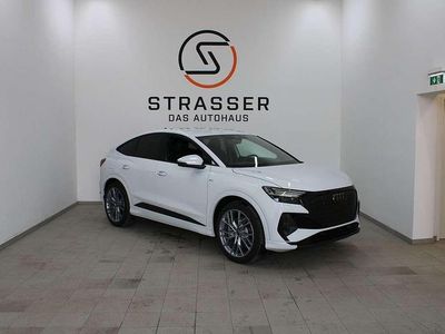 Weiss metallic Gebraucht 2024 Audi Q4 Sportback e-tron Ambiente SUV | € 52.990