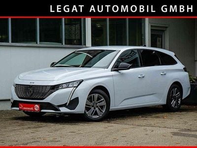 Weiß Gebraucht 2024 Peugeot 308 SW Allure Kombi | € 23.000 (Superpreis)