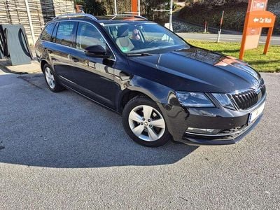 gebraucht Skoda Octavia Combi 20 TDI Style Limited DSG