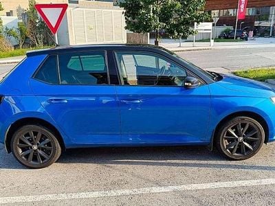 Blau Gebraucht 2015 Skoda Fabia Style Kleinwagen | € 7.150 (Guter Preis)