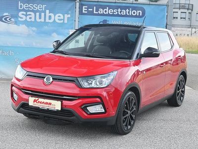 Gebraucht Ssangyong (KGM) Tivoli 127 PS (93 kW) 2017 Hellrot  normal SUV