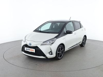 Gebraucht Toyota Yaris Hybrid Style 101 PS (74 kW) 2017 Weiß Limousine