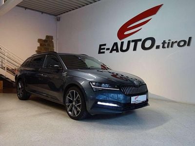 Grau Gebraucht 2020 Skoda Superb SportLine Kombi | € 35.000