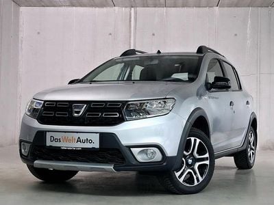 Gebraucht Dacia Sandero Celebration 95 PS (69 kW) 2020 Grau Limousine