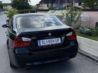 Gebraucht BMW 318 129 PS (94 kW) 2007 Schwarz Limousine