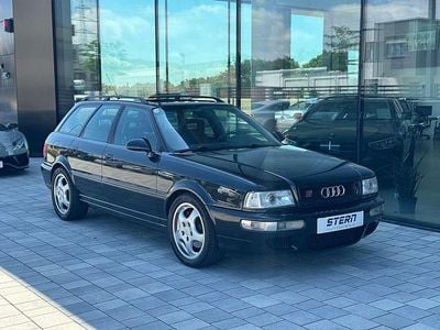Schwarz Gebraucht 1995 Audi 80 Limousine | € 114.990