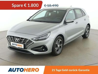 Grau Gebraucht 2021 Hyundai i30 Trend Kleinwagen | € 16.690 (Fairer Preis)