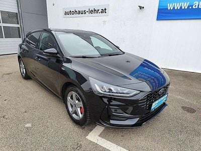 Gebraucht Ford Focus ST-Line 125 PS (91 kW) 2023 Schwarz Limousine