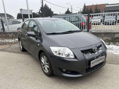 Grau Gebraucht 2008 Toyota Auris Limousine | € 3.900