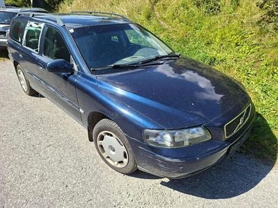 Gebraucht Volvo V70 140 PS (102 kW) 2000 Blau Kombi