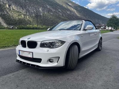 Weiß Gebraucht 2011 BMW 123 Cabriolet Cabrio | € 17.500