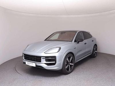 Hellgrau metallic Gebraucht 2025 Porsche Cayenne S E-Hybrid SUV | € 139.900 (Superpreis)