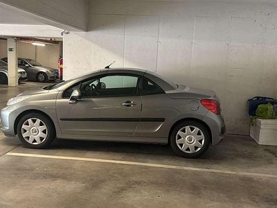 Gebraucht 2007 Peugeot 207 CC Sport Cabrio | € 4.990 (Etwas zu teuer)