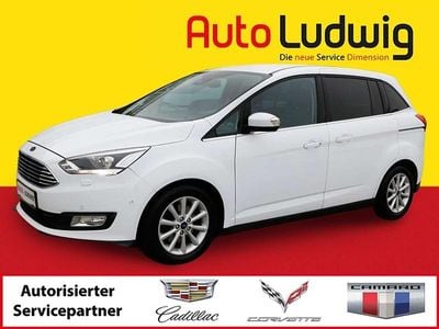 Weiß Gebraucht 2016 Ford Grand C-Max Titanium Van / Kleinbus | € 11.880