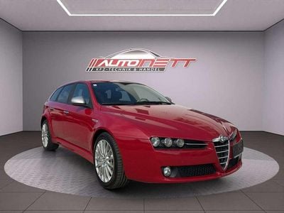 Rot Gebraucht 2010 Alfa Romeo 159 Kombi | € 5.499