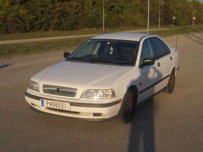 gebraucht Volvo S40 1,8-16V Klassik