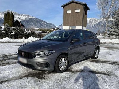 Grau Gebraucht 2019 Fiat Tipo Street Kombi | € 9.990 (Guter Preis)