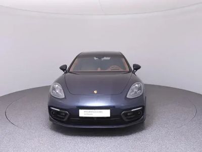 Porsche Panamera 4S