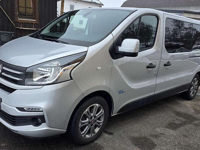 Gebraucht Fiat 125 125 PS (91 kW) 2018 Silber Van / Kleinbus