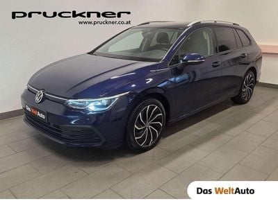 Mittelblau metallic Gebraucht 2021 VW Golf VIII Life Kombi | € 20.970 (Etwas zu teuer)
