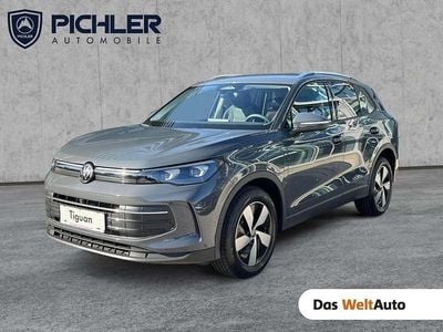 Mittelgrau metallic Neu 2025 VW Tiguan SUV | € 49.490 (Fairer Preis)