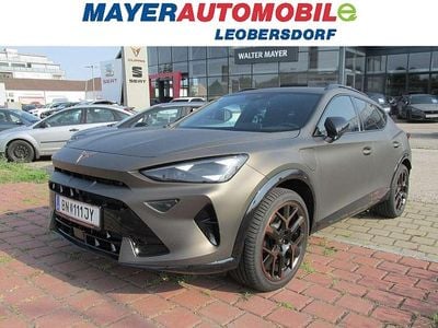 Mittelgrau metallicperleffekt Gebraucht 2024 Cupra Formentor VZ SUV | € 45.990