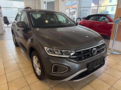 Neu VW T-Roc 116 PS (85 kW) 2025 Grau SUV