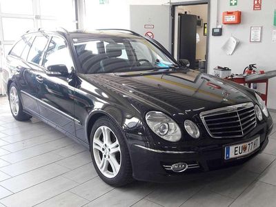 Schwarz Gebraucht 2006 Mercedes E350 Avantgarde Kombi | € 9.999 (Fairer Preis)
