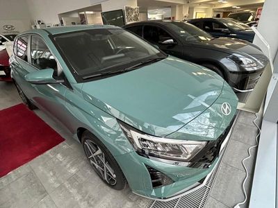 Mangrove green Gebraucht 2023 Hyundai i20 Trend | € 25.880 (Fairer Preis)