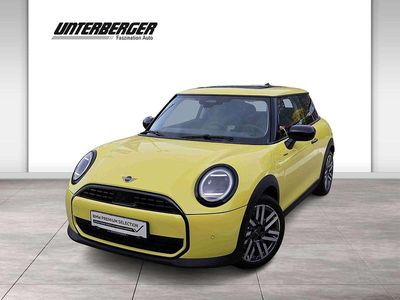 Gelb Gebraucht 2024 Mini Cooper Kleinwagen | € 30.890 (Etwas zu teuer)